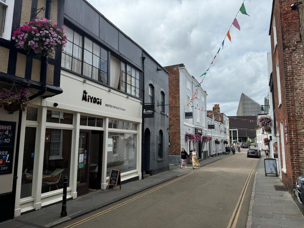 Lot: 43 - CITY CENTRE COMMERCIAL INVESTMENT AND ADJACENT VACANT COMMERCIAL PREMISES WITH POTENTIAL - View towards the Marlowe Theatre